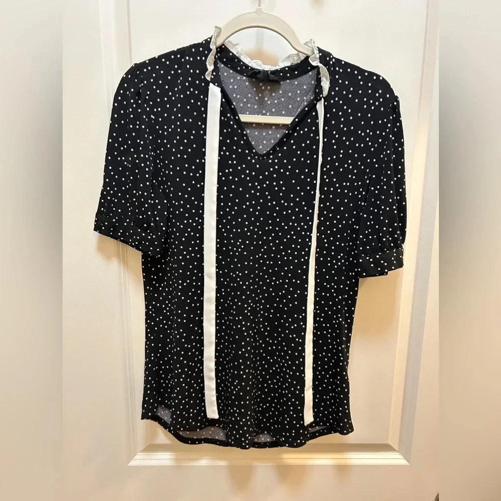 Flower & Feather Polka Dot Blouse. Size small